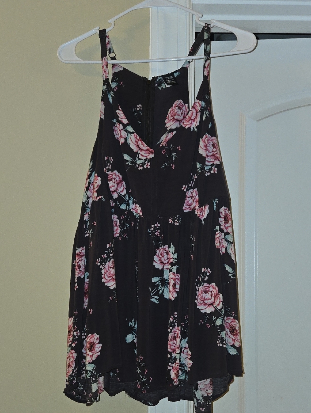 torrid Black Floral V-Neck Strappy Cami